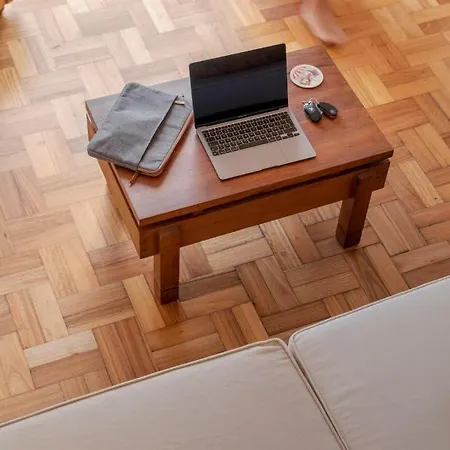 Matur I By An Island