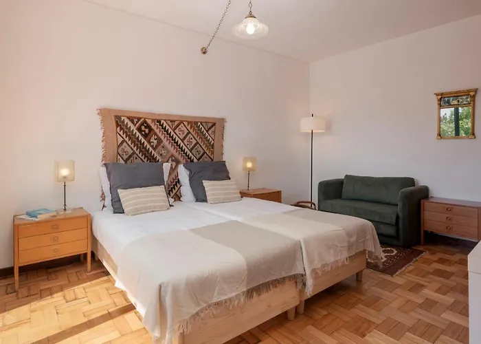 Matur I By An Island *